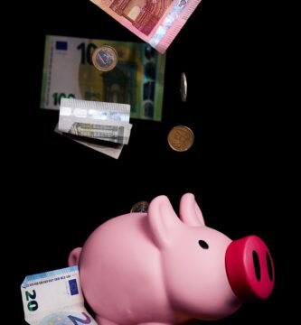 piggy bank, save up, invest, money, finance, euro, economical, coins, piggy, taxes, banknotes, retirement provision, interest charges, cash injection, bank, wealth, cash, thrift, piggy bank, piggy bank, piggy bank, piggy bank, piggy bank, finance, wealth
