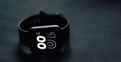 Comparação entre smartwatch Amazfit e modelo genérico